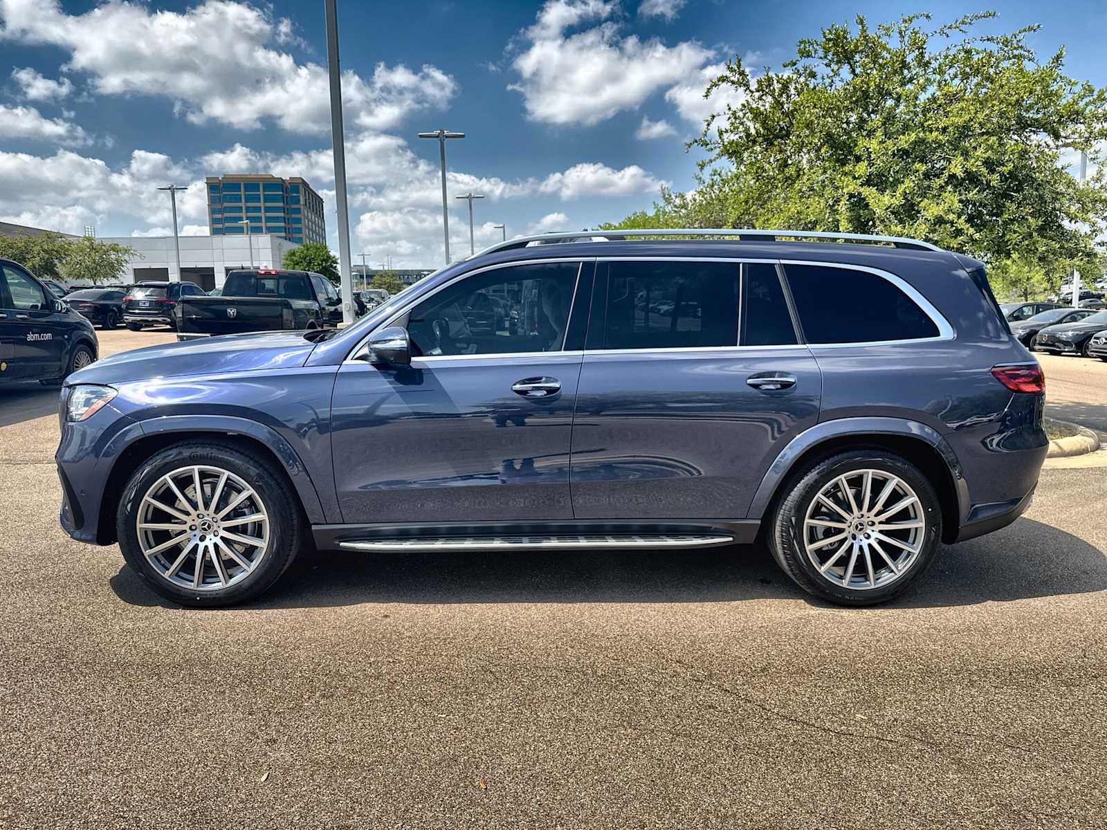 Thumbnail: 2026 Mercedes-Benz GLS - 5