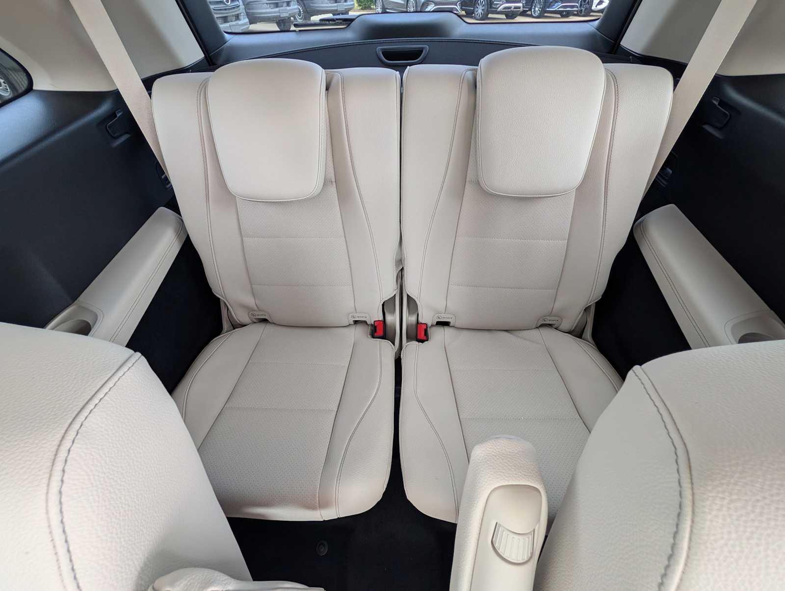 Thumbnail: 2026 Mercedes-Benz GLS - 26