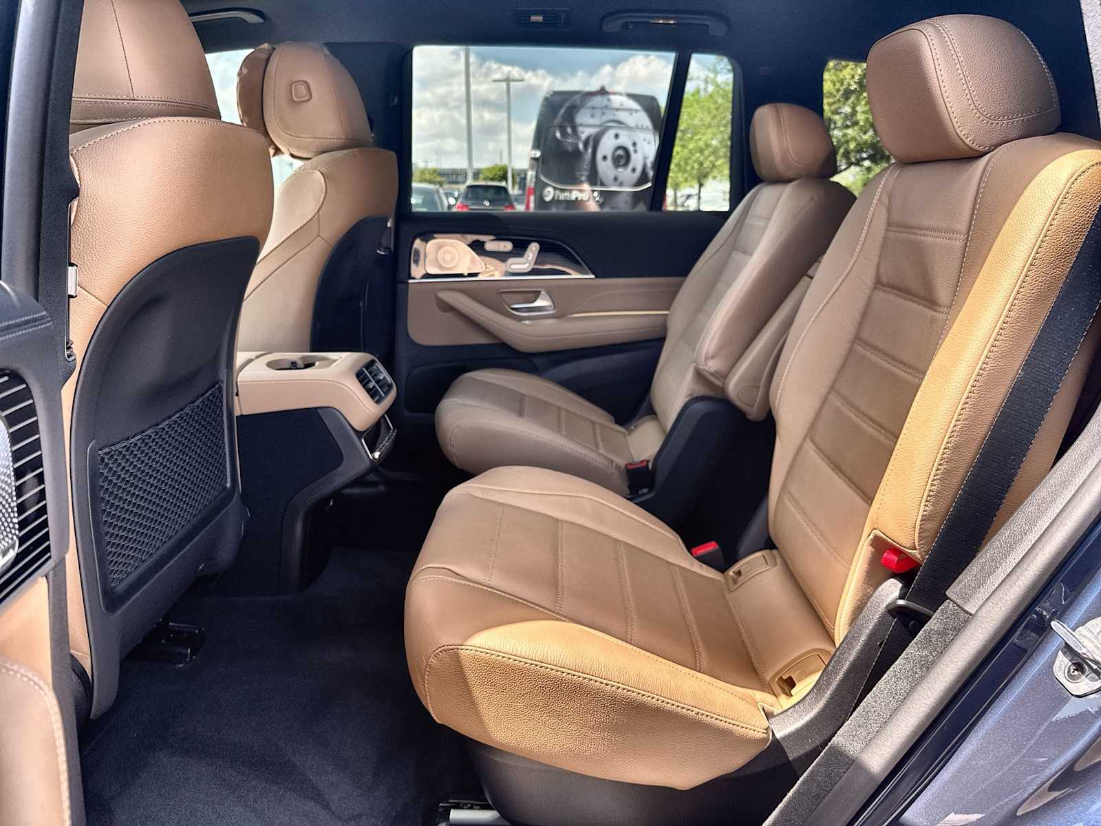 Thumbnail: 2026 Mercedes-Benz GLS - 4