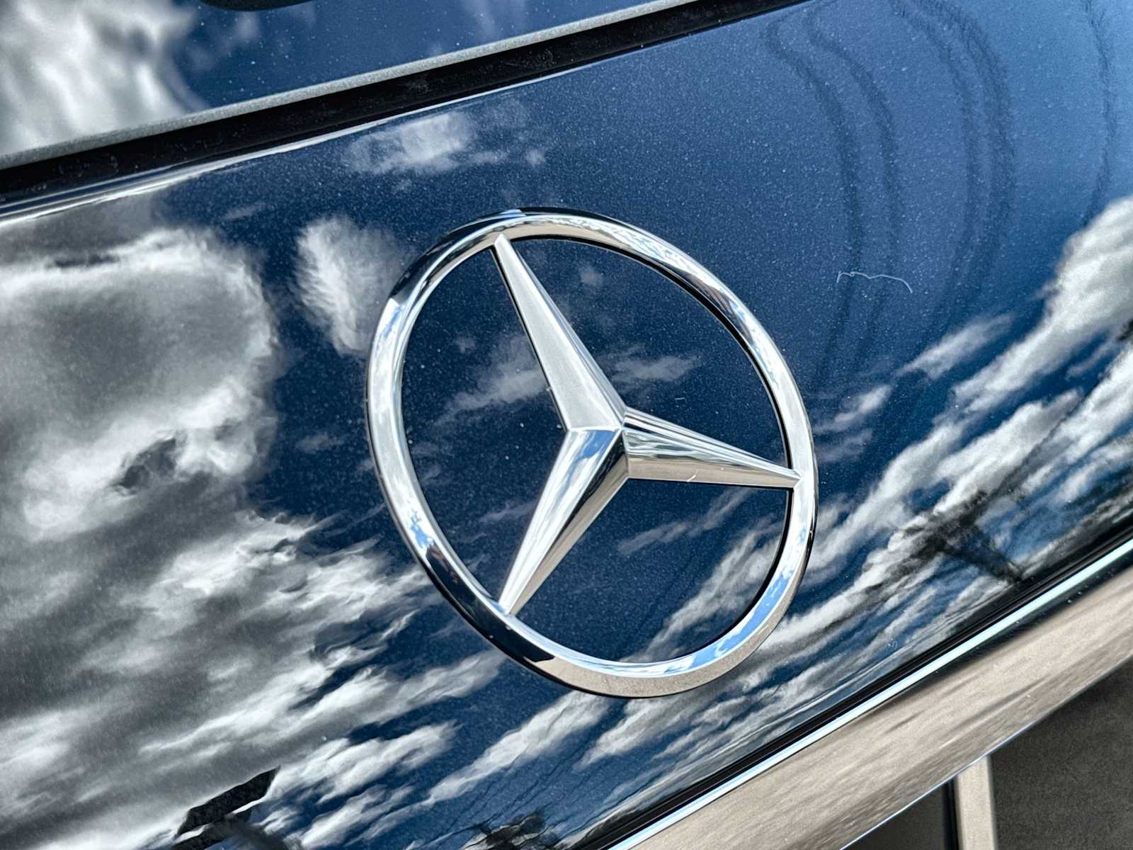 Thumbnail: 2026 Mercedes-Benz GLE - 16