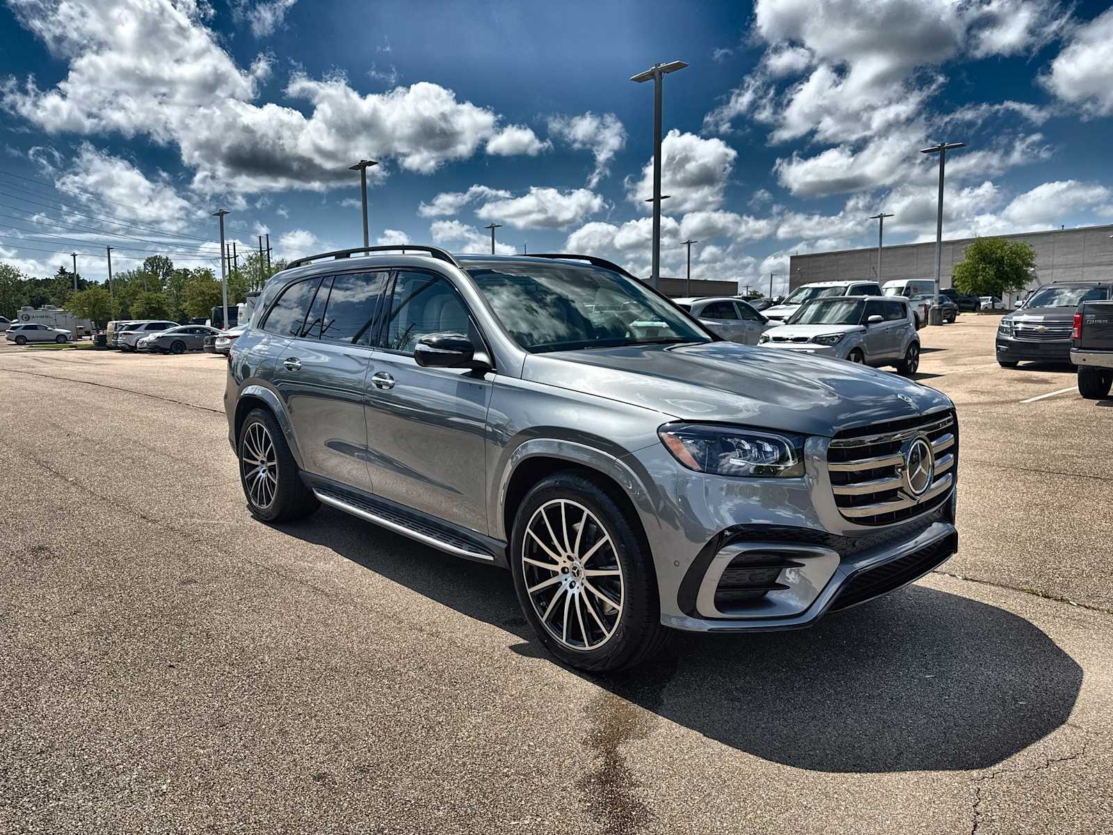 Thumbnail: 2026 Mercedes-Benz GLS - 11