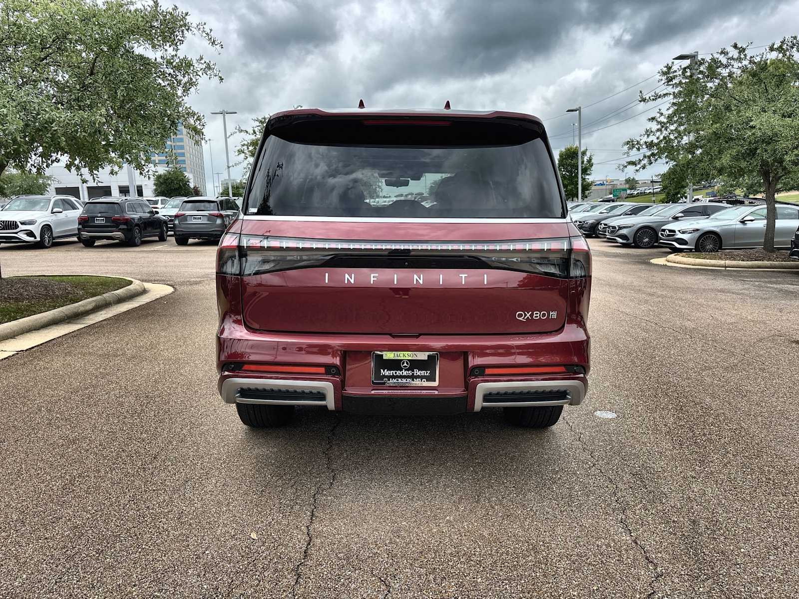 Thumbnail: 2025 INFINITI QX80 - 7