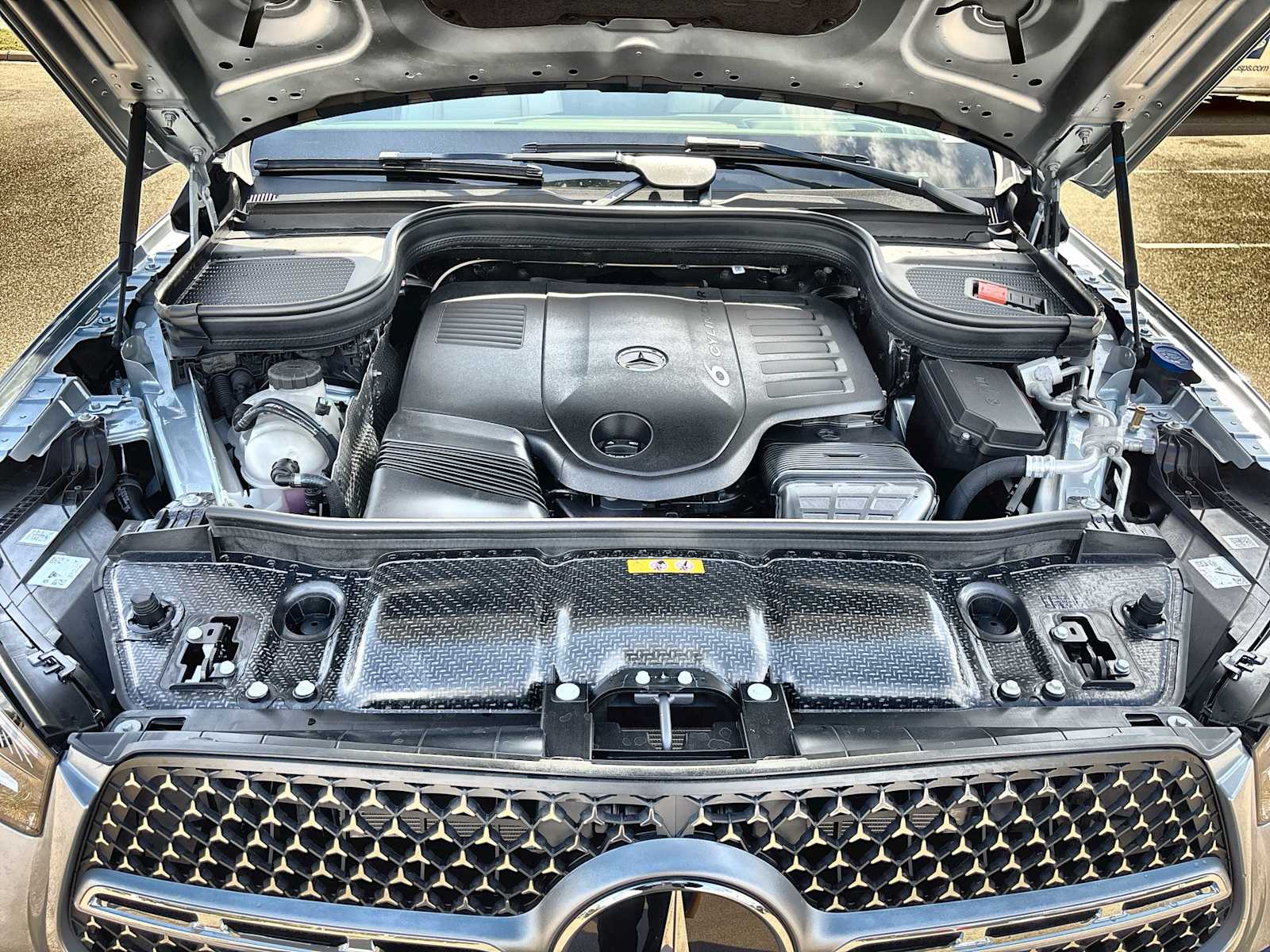 Thumbnail: 2026 Mercedes-Benz GLE - 13