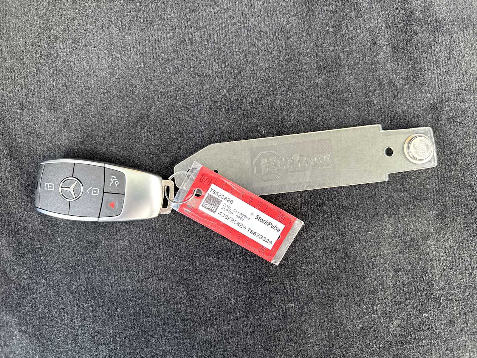 Thumbnail: 2026 Mercedes-Benz GLE - 25