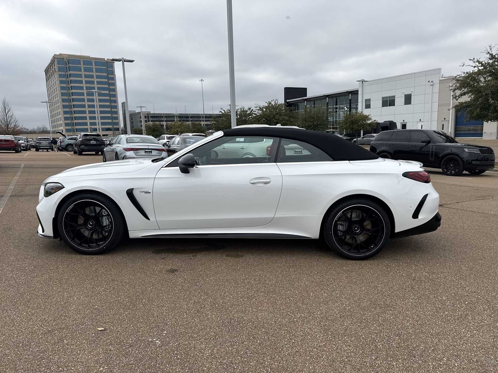 Thumbnail: 2026 Mercedes-Benz CLE - 3