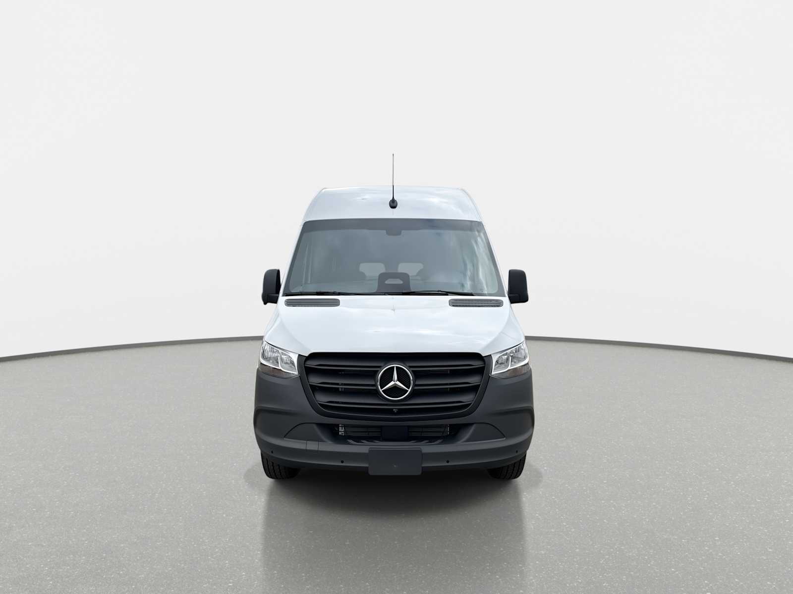 Thumbnail: 2026 Mercedes-Benz Sprinter - 9