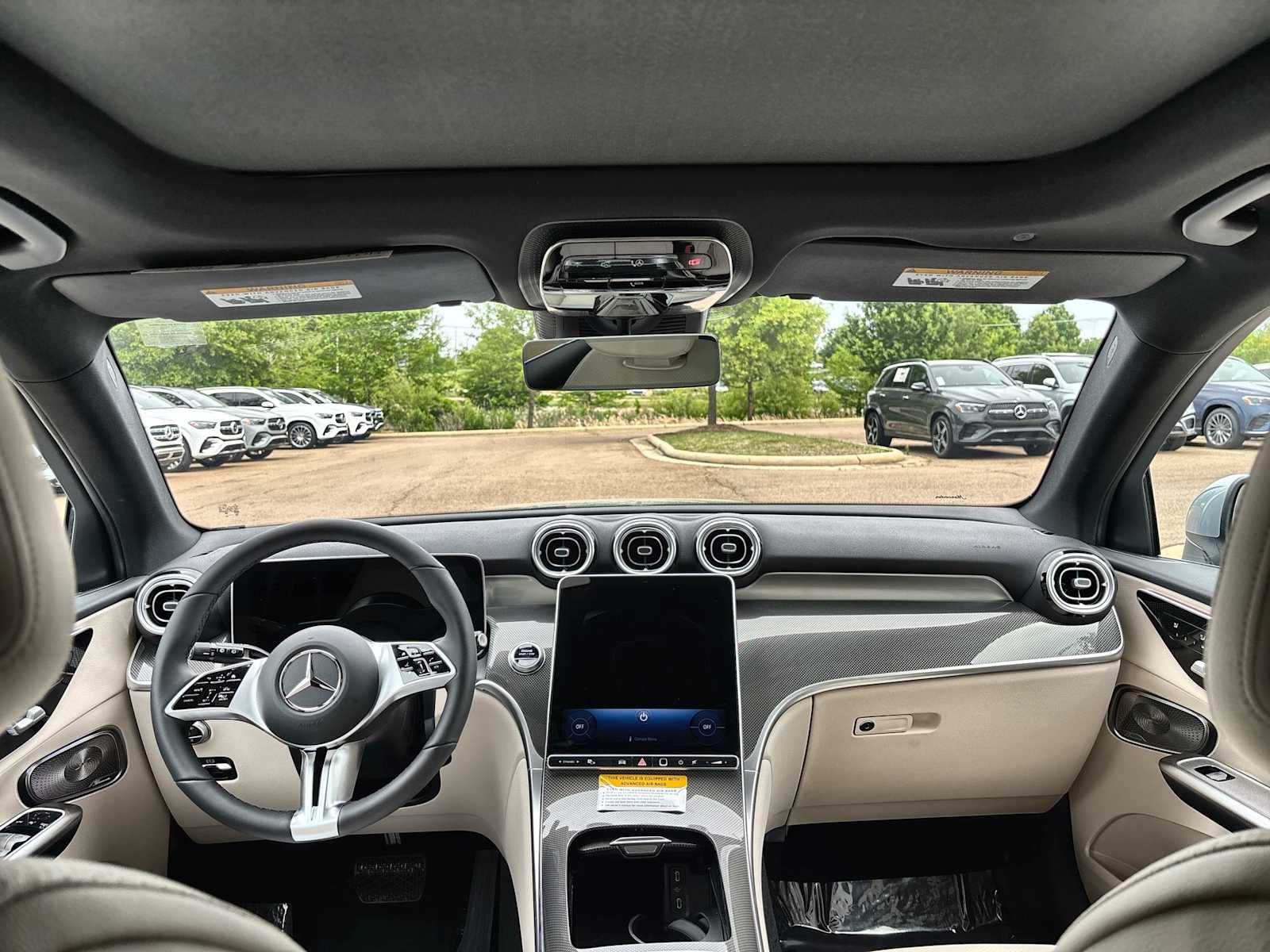 Thumbnail: 2026 Mercedes-Benz GLC - 20