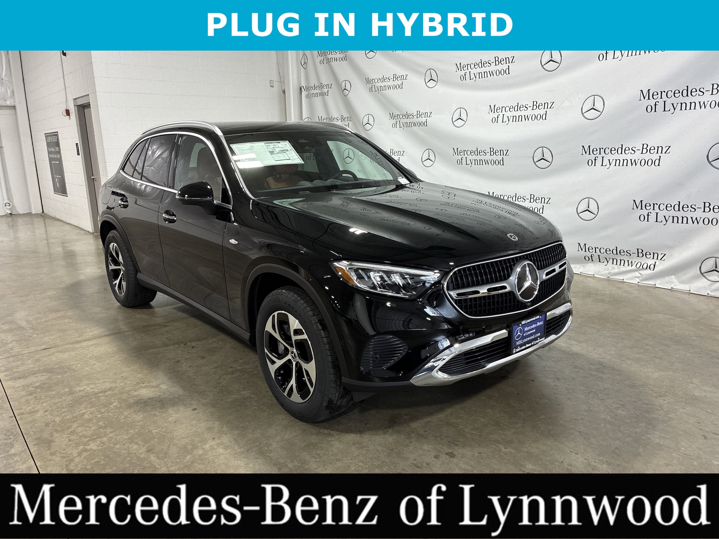 2025 Mercedes-Benz GLC