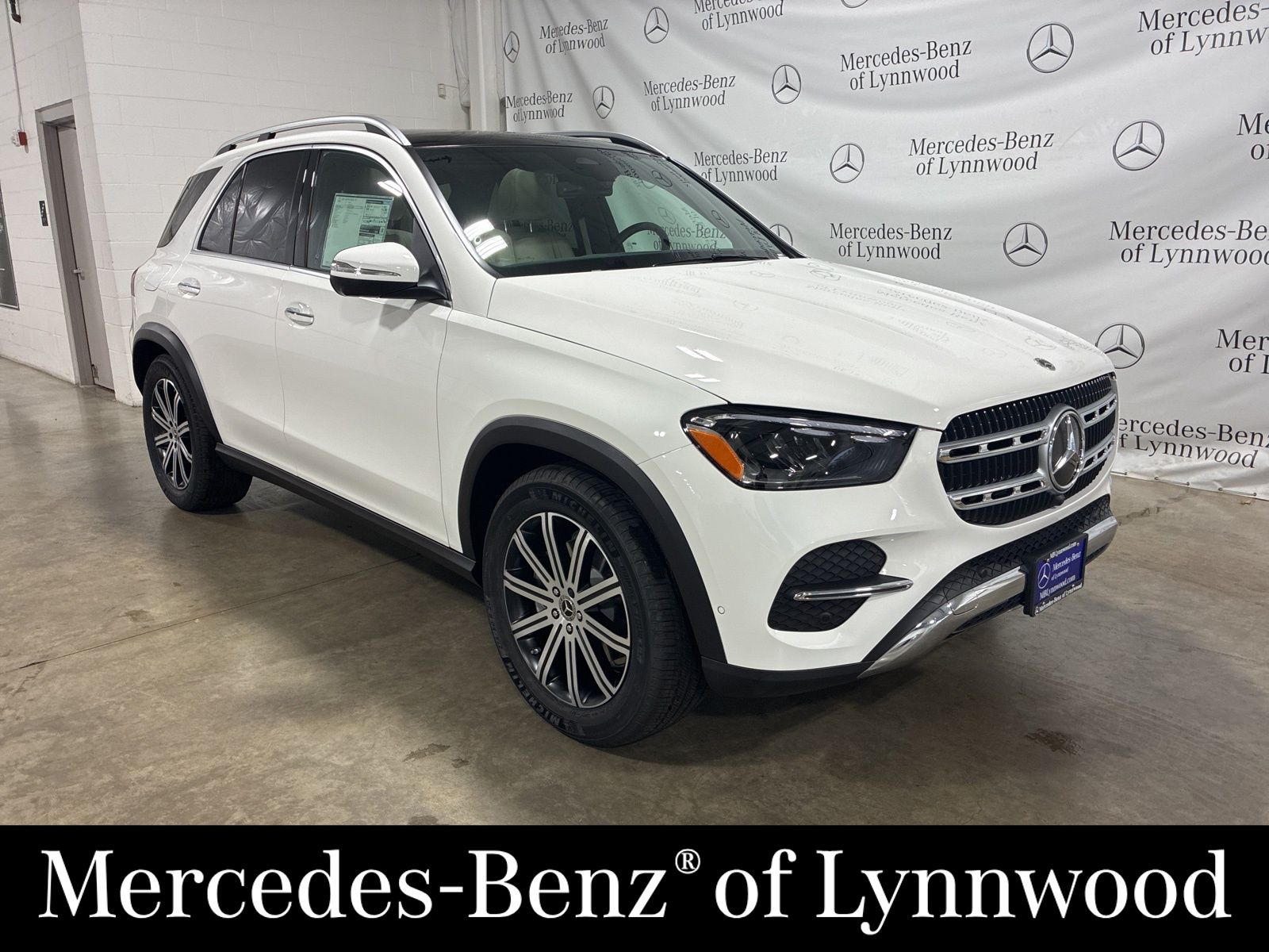 2026 Mercedes-Benz GLE GLE350's photo