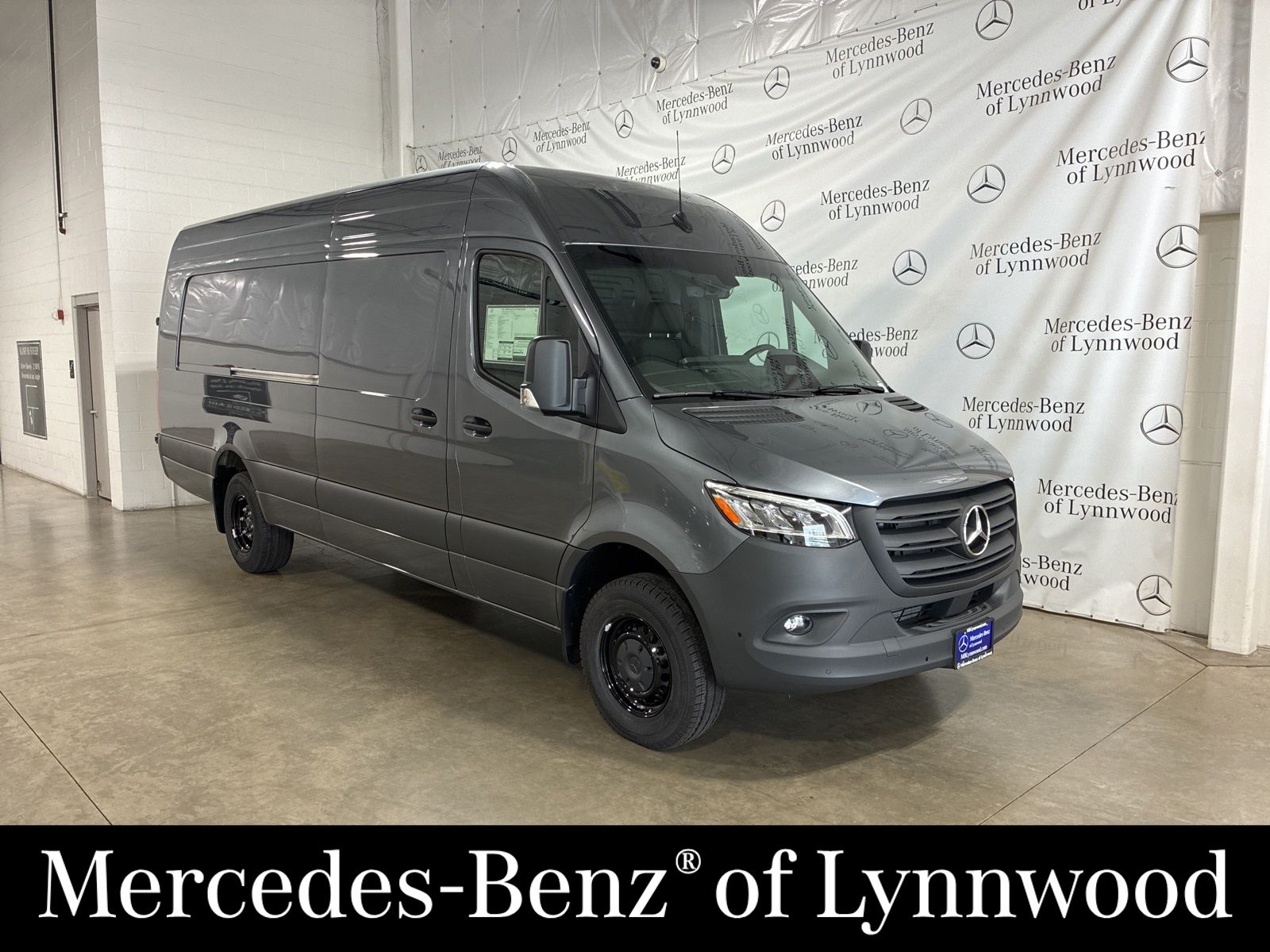 2026 Mercedes-Benz Sprinter 3500XD 170 Ext WB HO High Roof's photo
