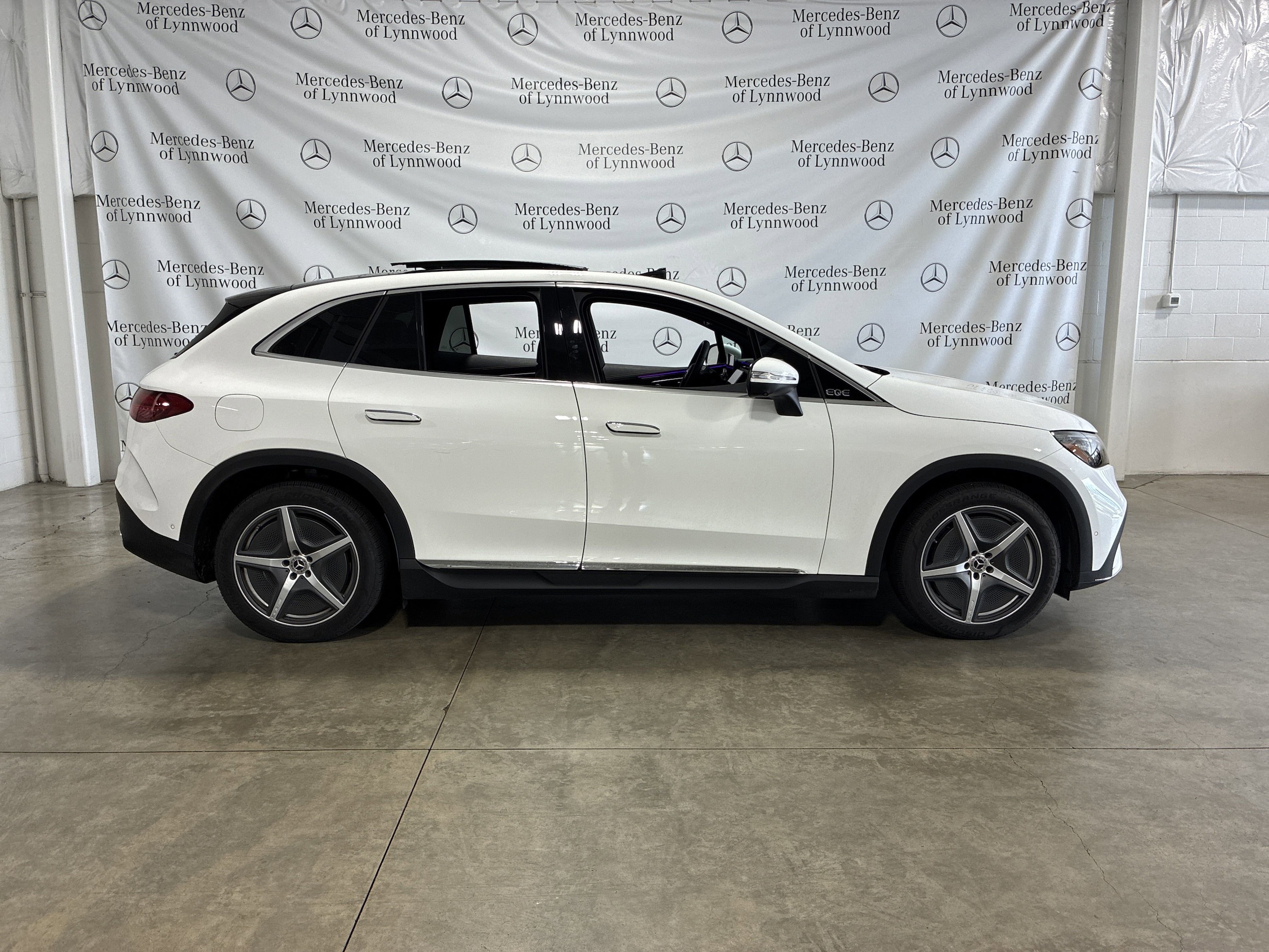 Certified 2024 Mercedes-Benz EQE SUV Base with VIN 4JGGM1CB0RA052575 for sale in Lynnwood, WA