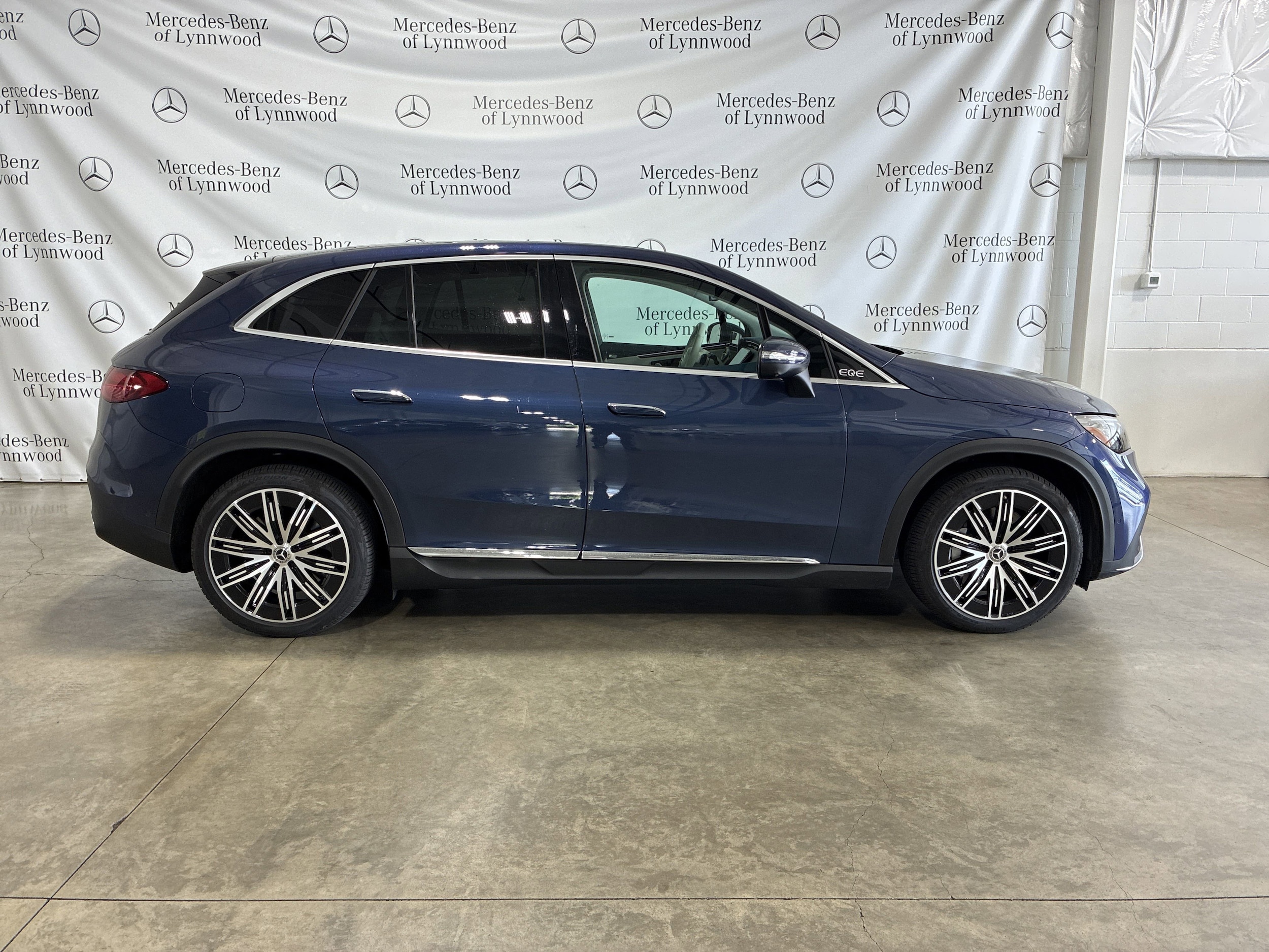 Certified 2024 Mercedes-Benz EQE SUV Base with VIN 4JGGM1CB6RA051513 for sale in Lynnwood, WA