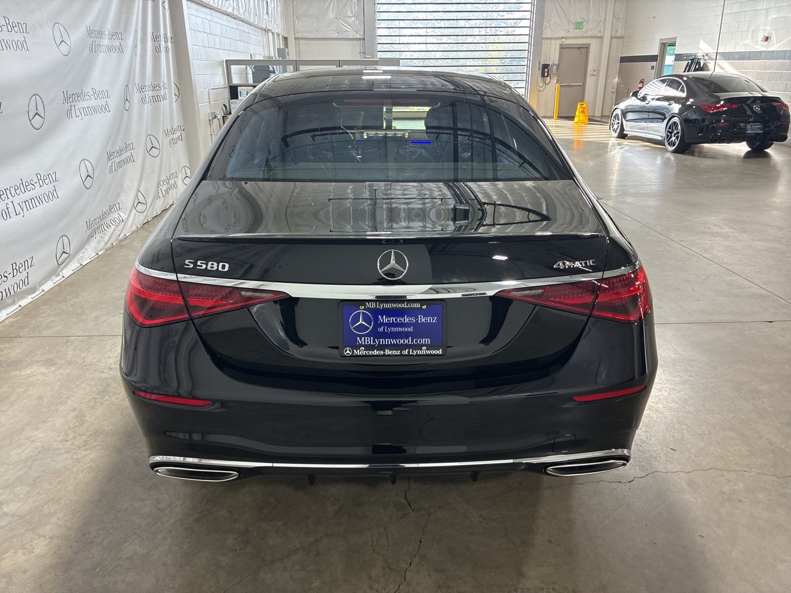 2026 Mercedes Benz S 580 4MATIC Hybrid photo 3