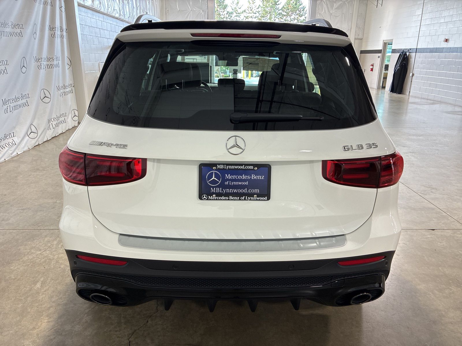 2026 Mercedes Benz GLB 35 AMG photo 3