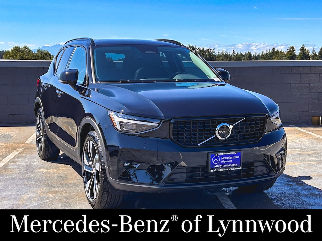 Used 2026 Volvo XC40 B5 Ultra SUV