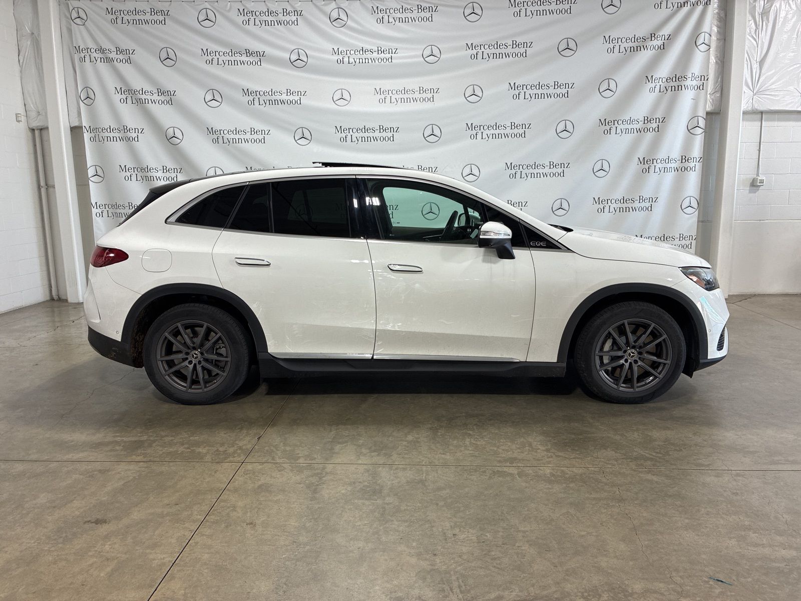 Certified 2024 Mercedes-Benz EQE SUV Base with VIN 4JGGM1CB8RA007562 for sale in Lynnwood, WA