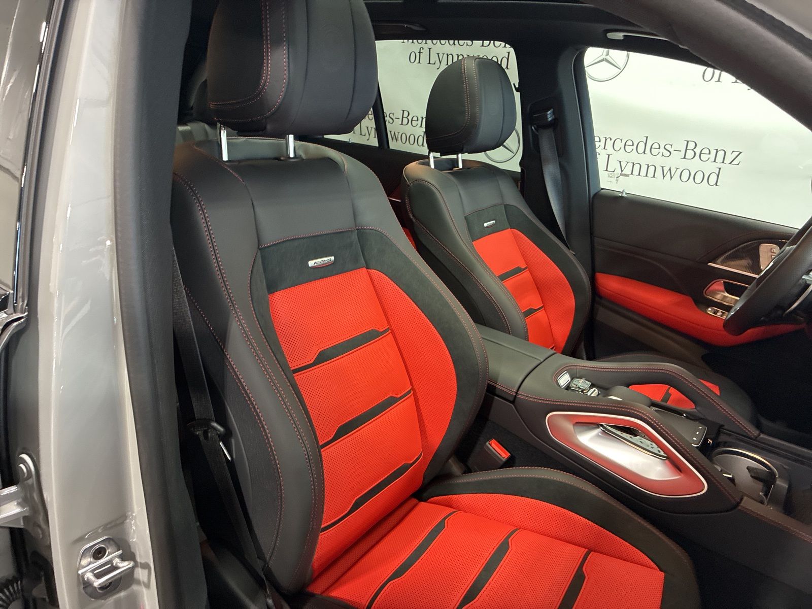 2026 Mercedes-Benz GLE AMG GLE 53 - Photo 18