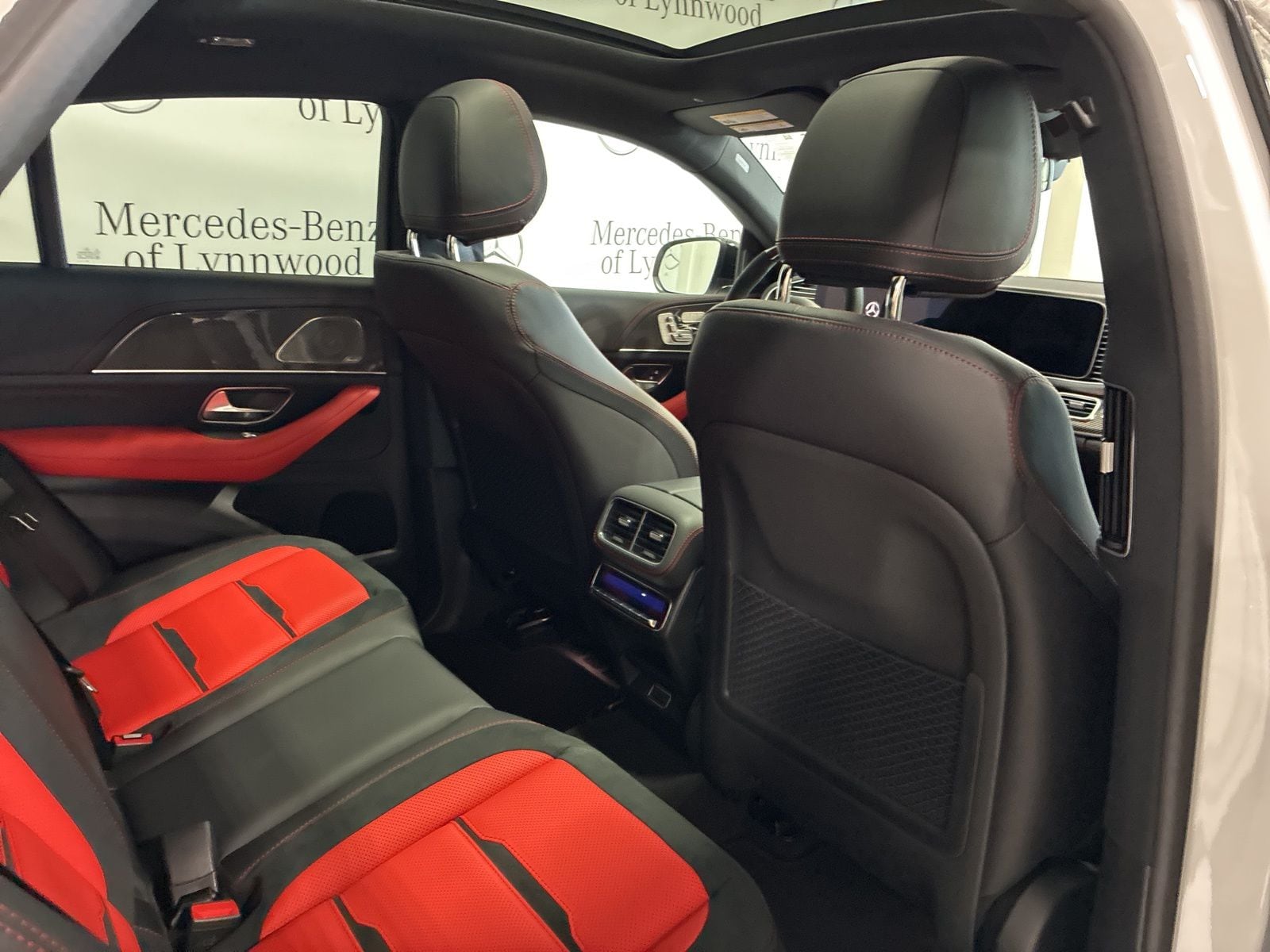2026 Mercedes-Benz GLE Coupe GLE 53 AMG - Photo 20