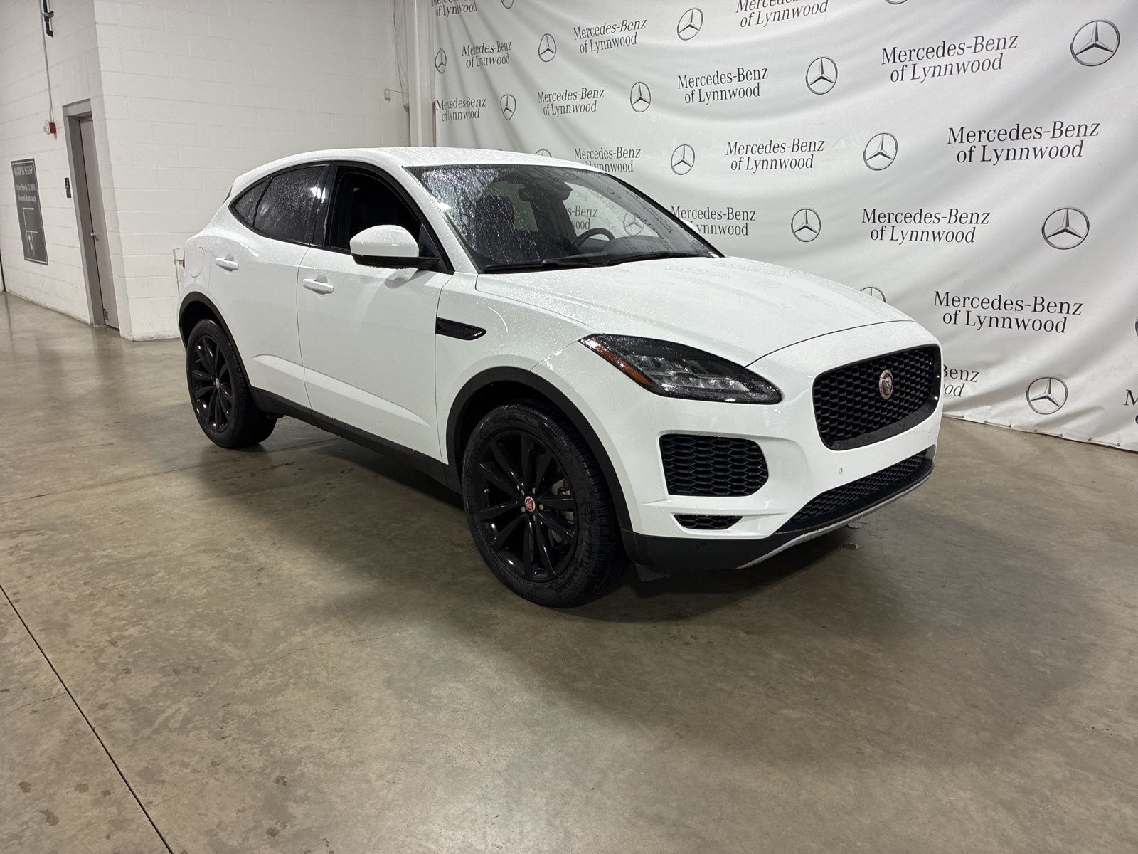 2020 Jaguar E-PACE Base's photo
