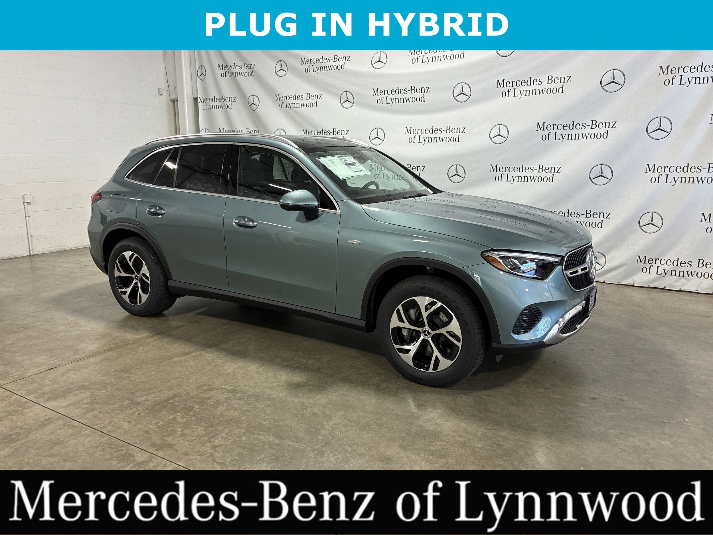 2025 Mercedes-Benz GLC