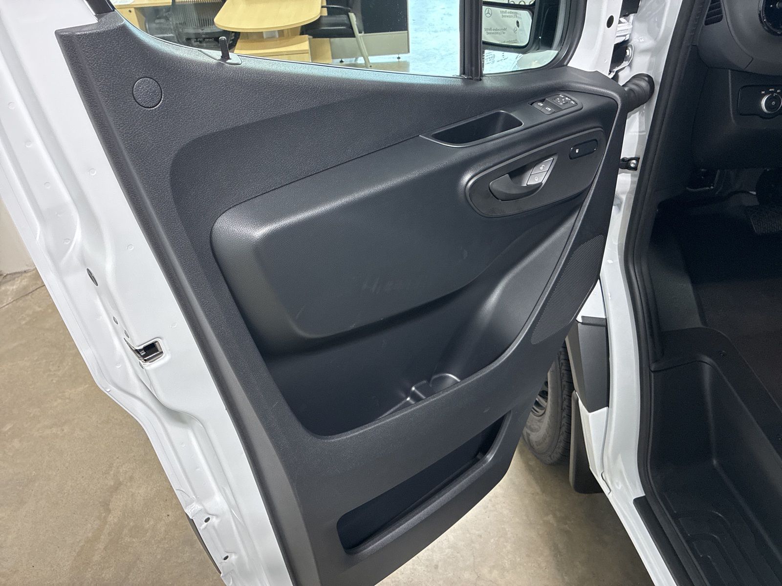 2025 Mercedes-Benz Sprinter Cargo Van Base - Photo 6