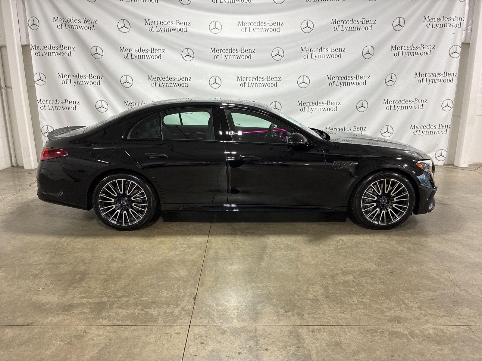 2026 Mercedes Benz E 53 AMG photo 3