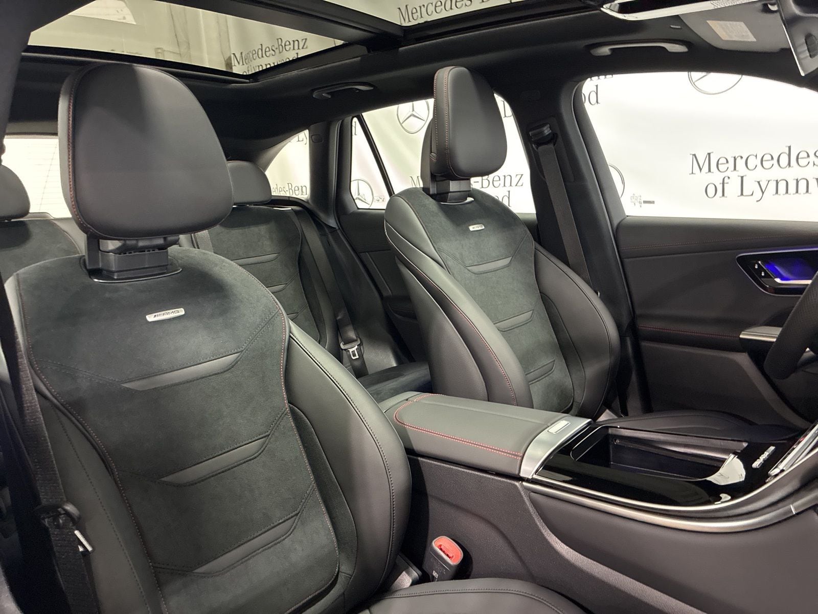 2026 Mercedes-Benz GLC AMG GLC43 - Photo 22