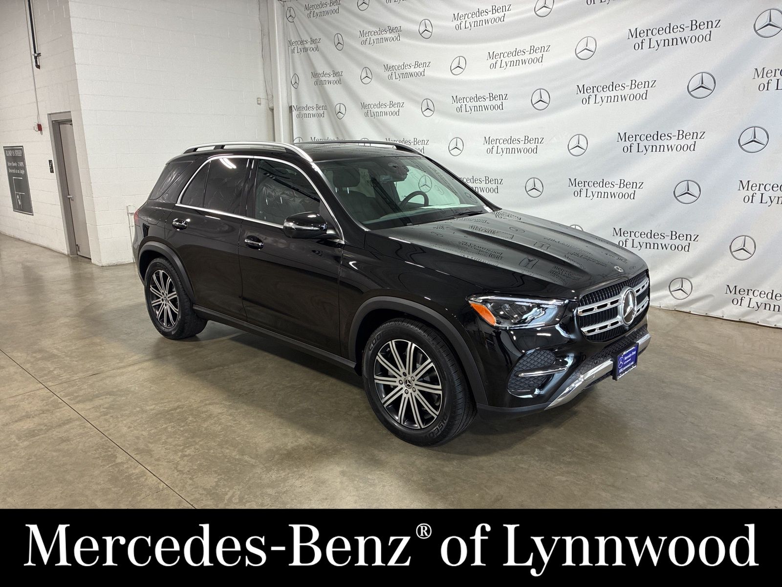 2026 Mercedes-Benz GLE GLE350's photo
