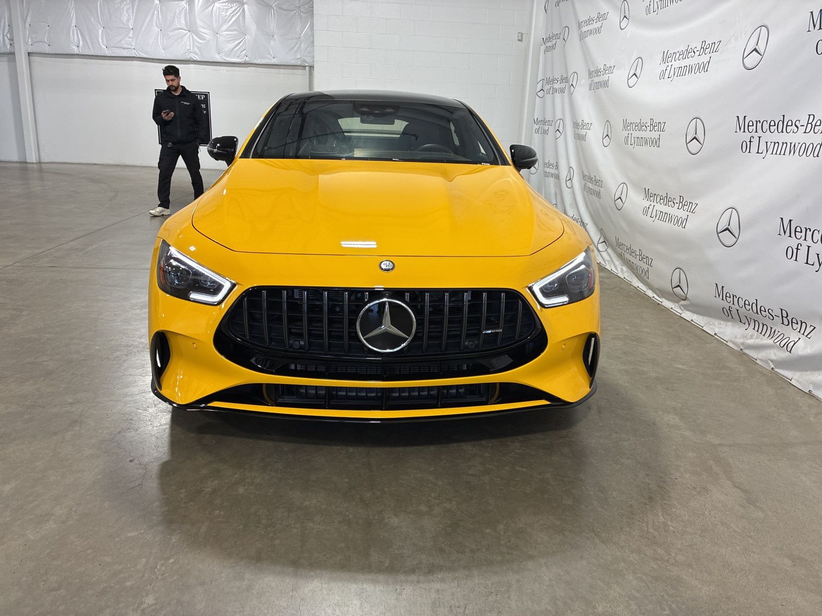 2024 Mercedes Benz AMG GT S E PERFORMANCE photo 2