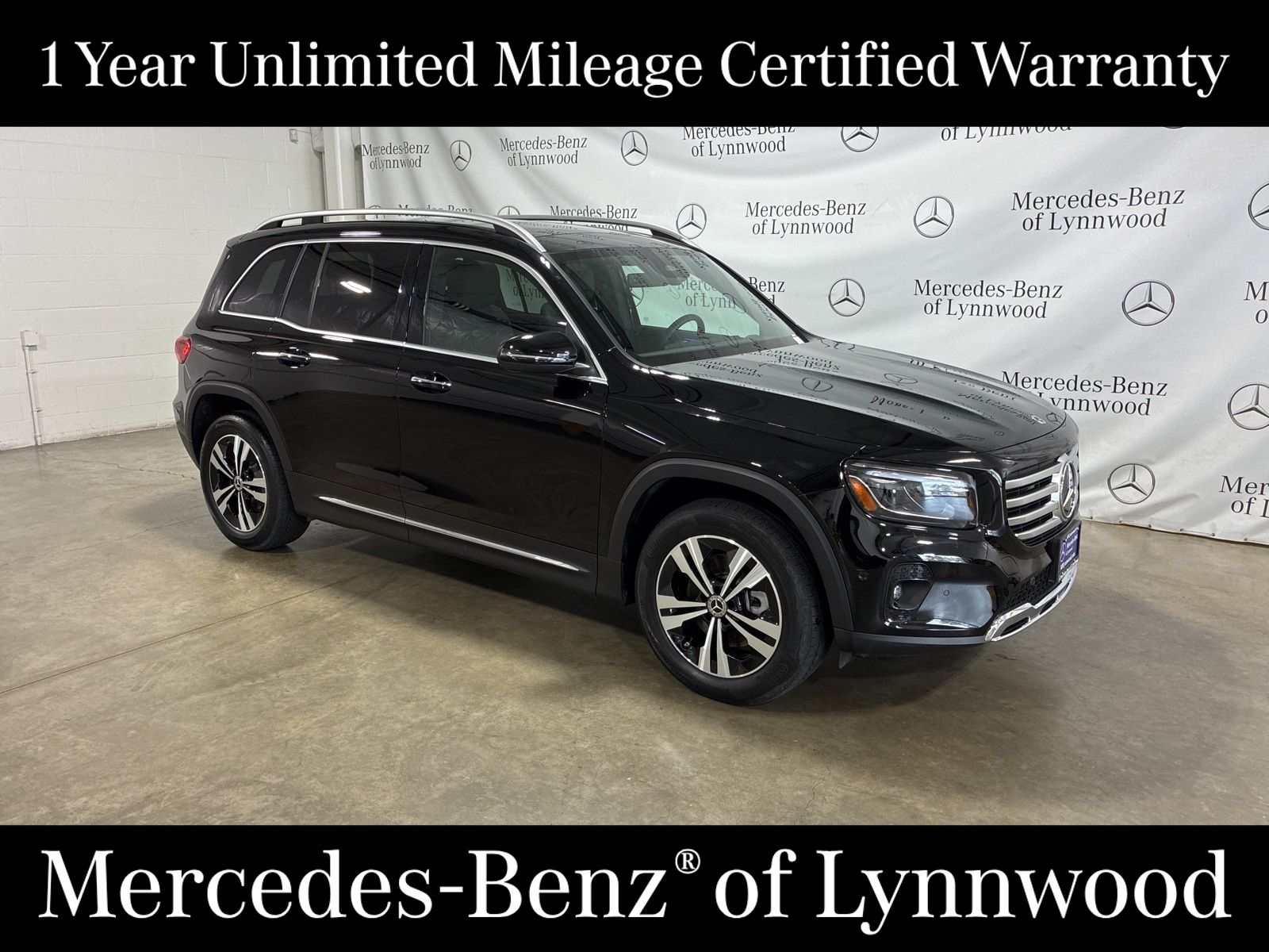 2025 Mercedes-Benz GLB Base's photo