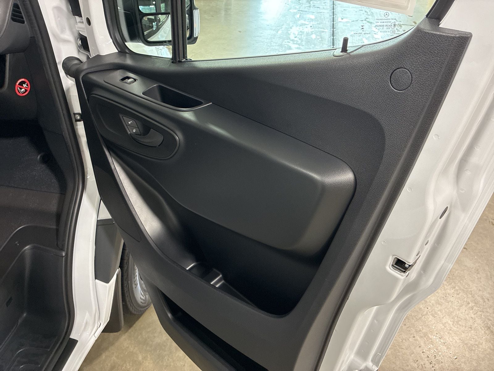 2025 Mercedes-Benz Sprinter Cargo Van Base - Photo 11