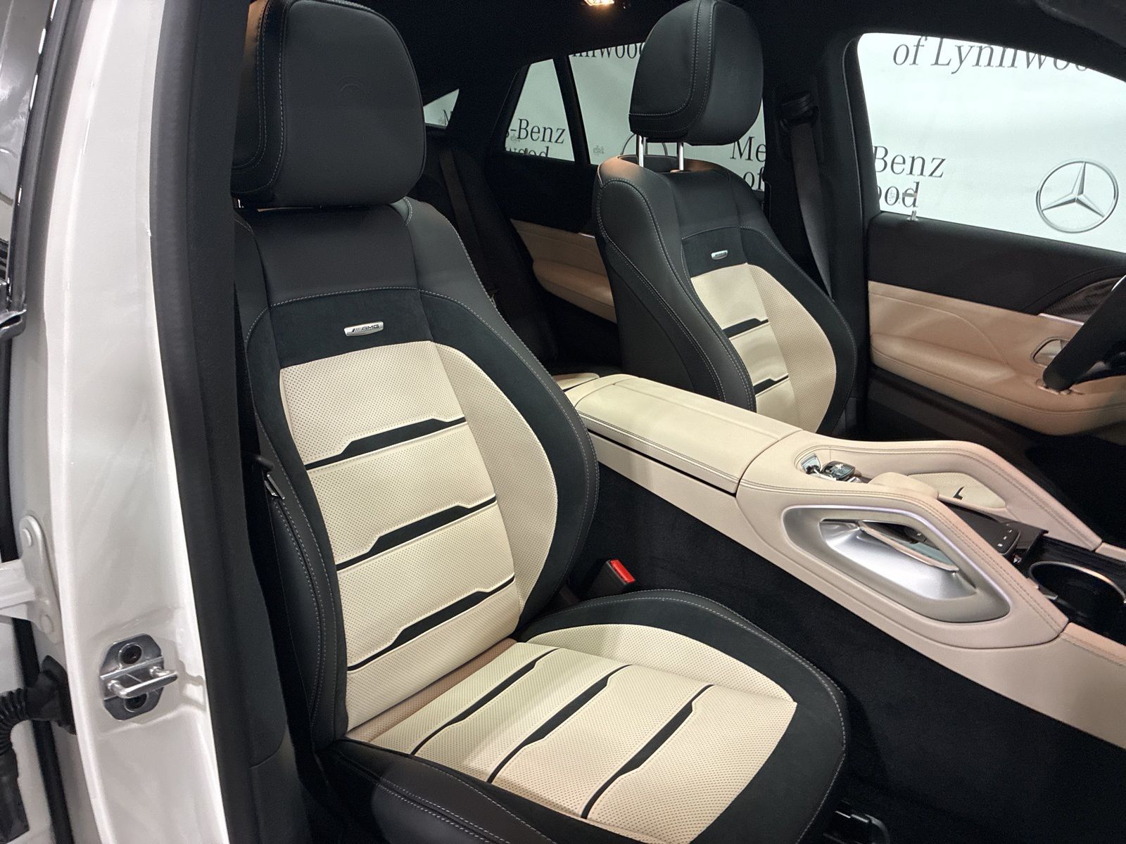 2026 Mercedes-Benz GLE Coupe GLE 53 AMG - Photo 17