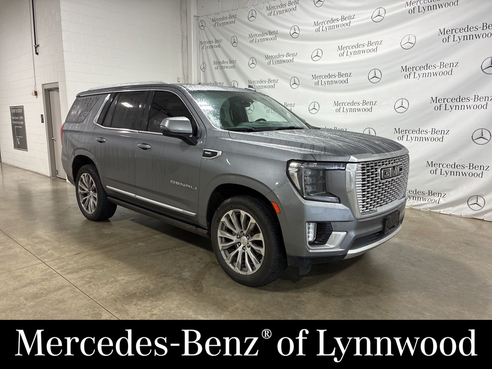 2021 GMC Yukon Denali's photo