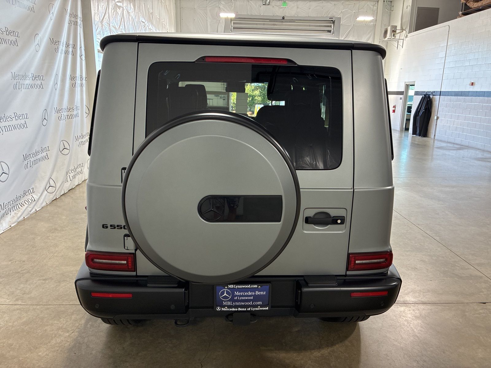 2023 Mercedes Benz G 550 photo 2