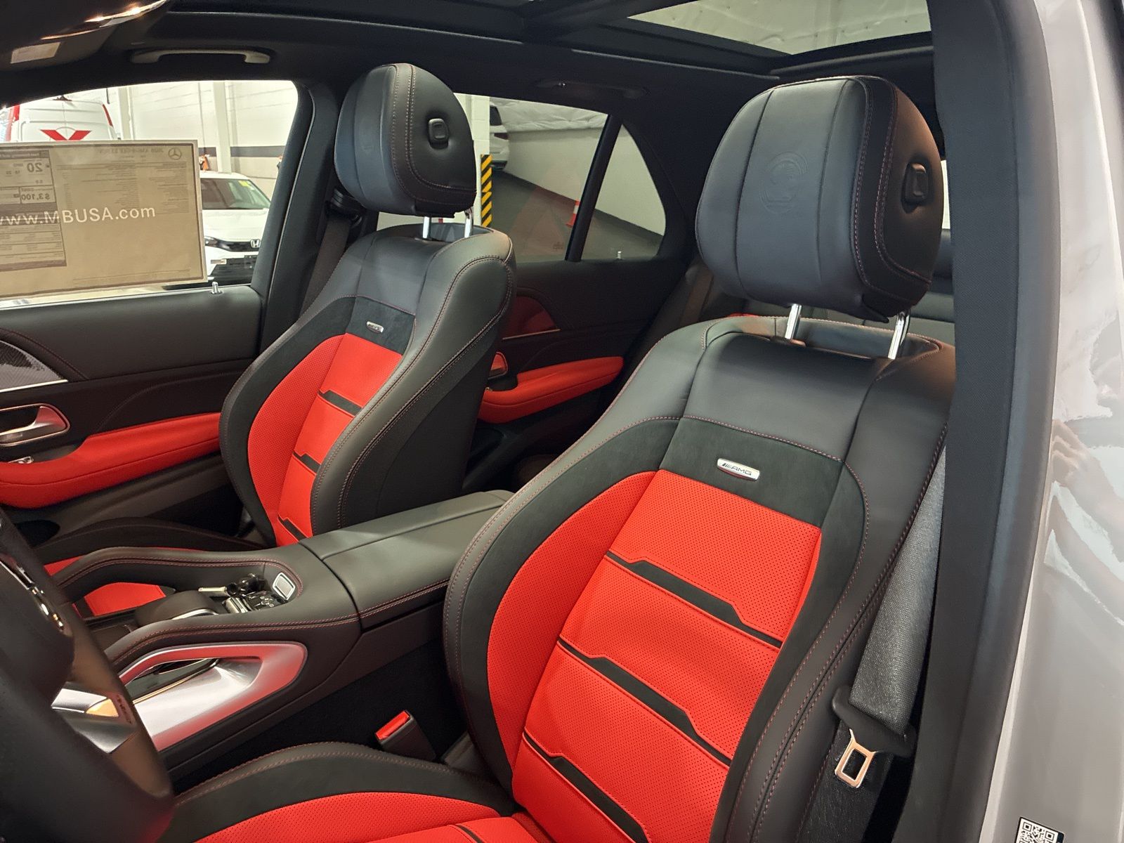 2026 Mercedes-Benz GLE AMG GLE 53 - Photo 10