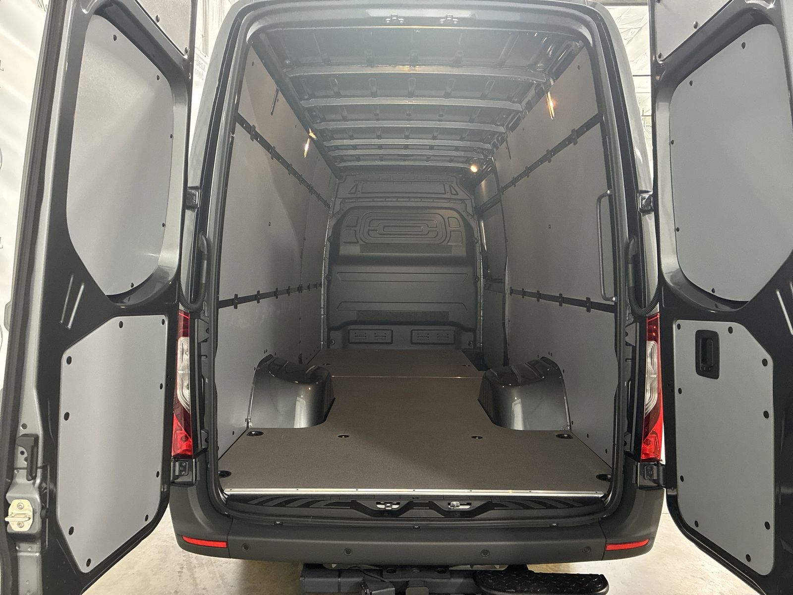 2025 Mercedes-Benz Sprinter Cargo Van Base - Photo 8
