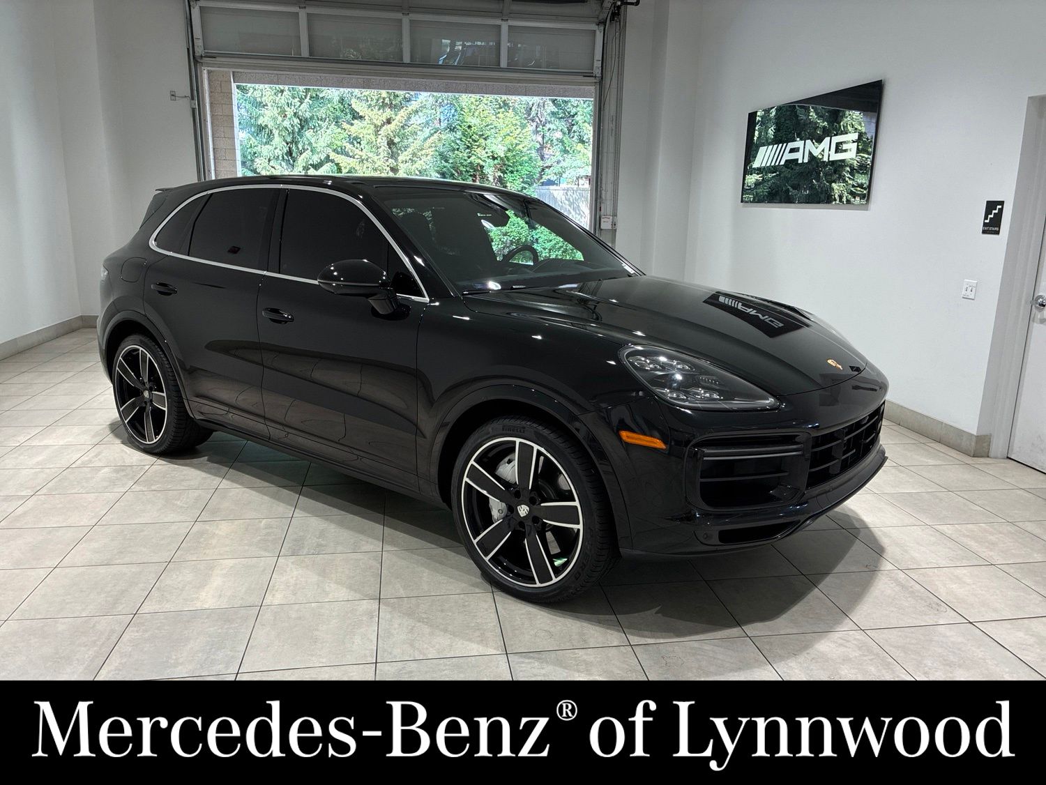 2020 Porsche Cayenne Turbo's photo