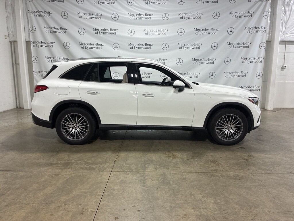 Used 2024 Mercedes-Benz GLC 4MATIC® SUV