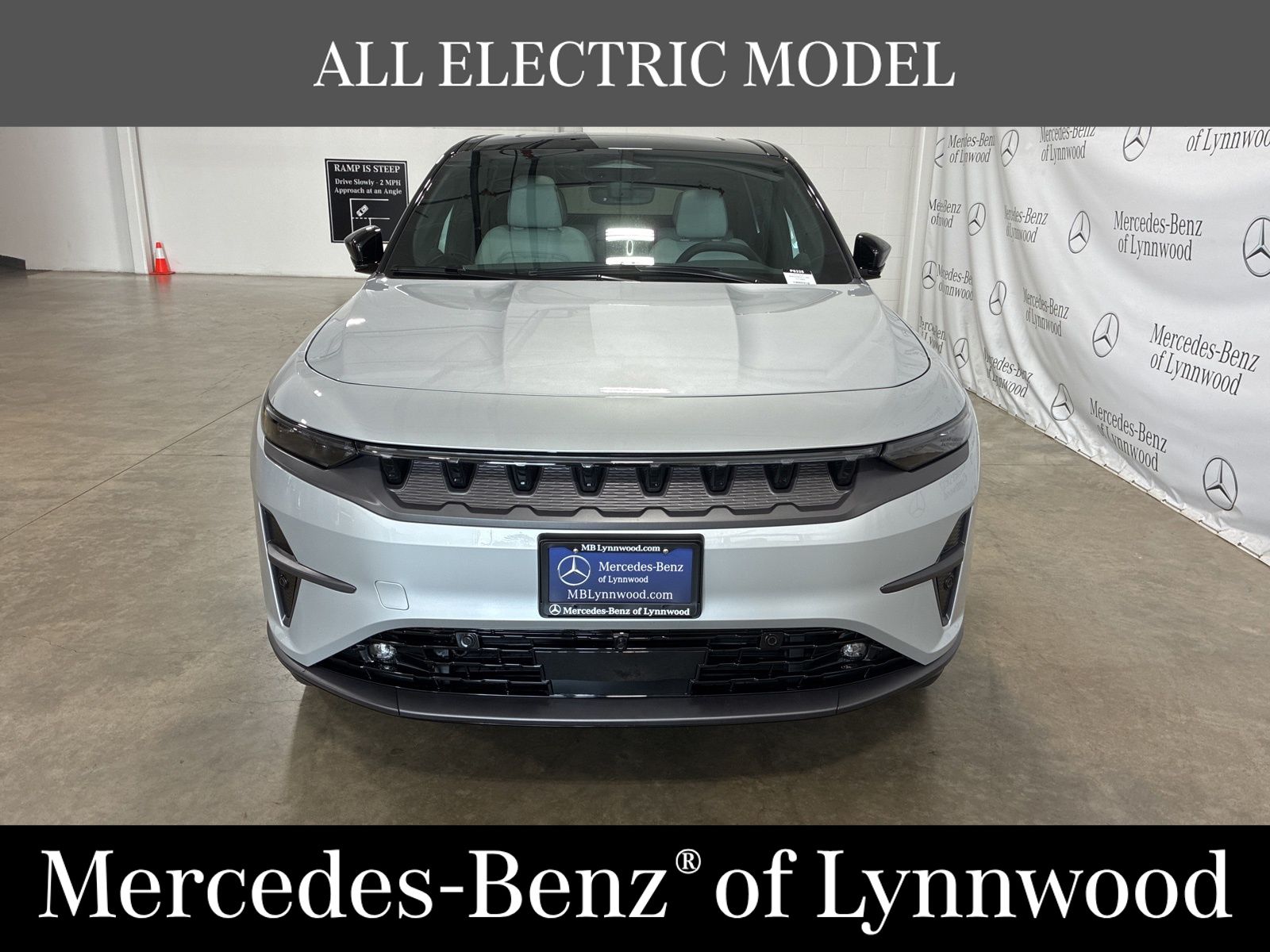 Used 2025 Jeep Wagoneer S Limited with VIN 3C4RJNCK3ST573849 for sale in Lynnwood, WA