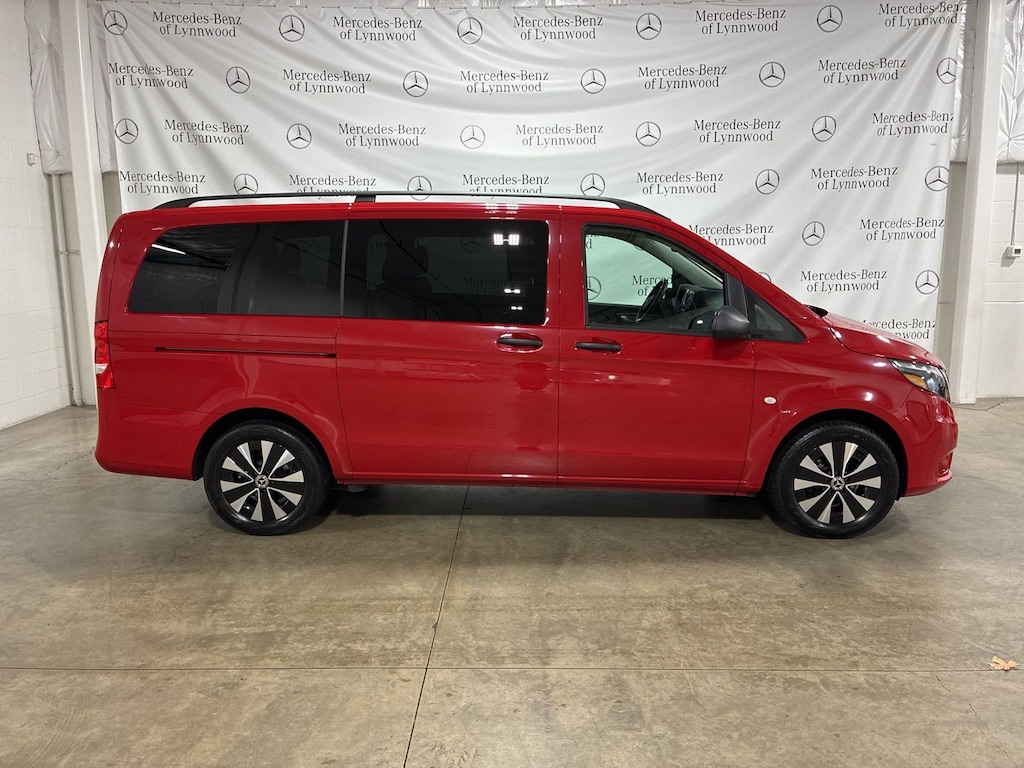 Used 2023 Mercedes-Benz Metris Metris Passenger RWD Minivan/Van