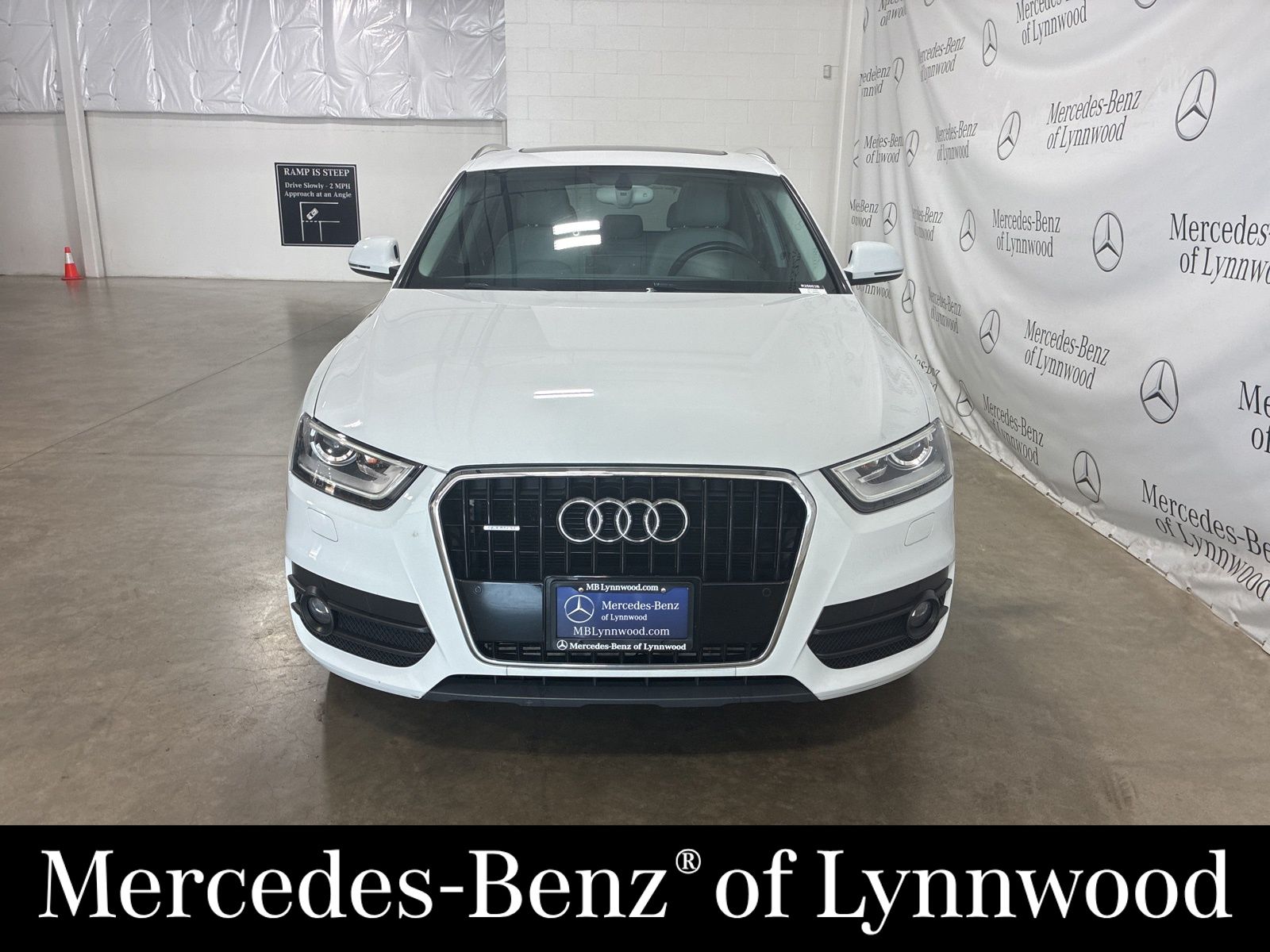 Used 2015 Audi Q3 Prestige with VIN WA1GFCFS8FR009633 for sale in Lynnwood, WA