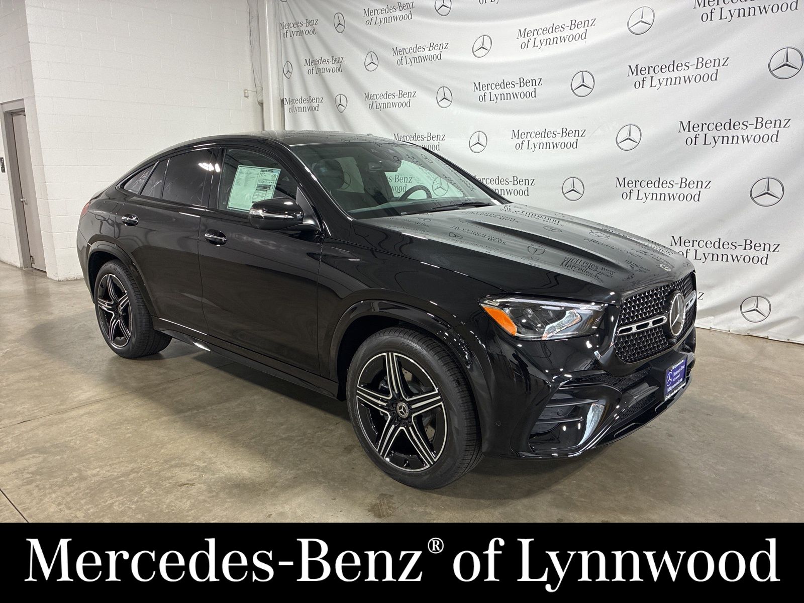 2026 Mercedes-Benz GLE Coupe GLE450's photo