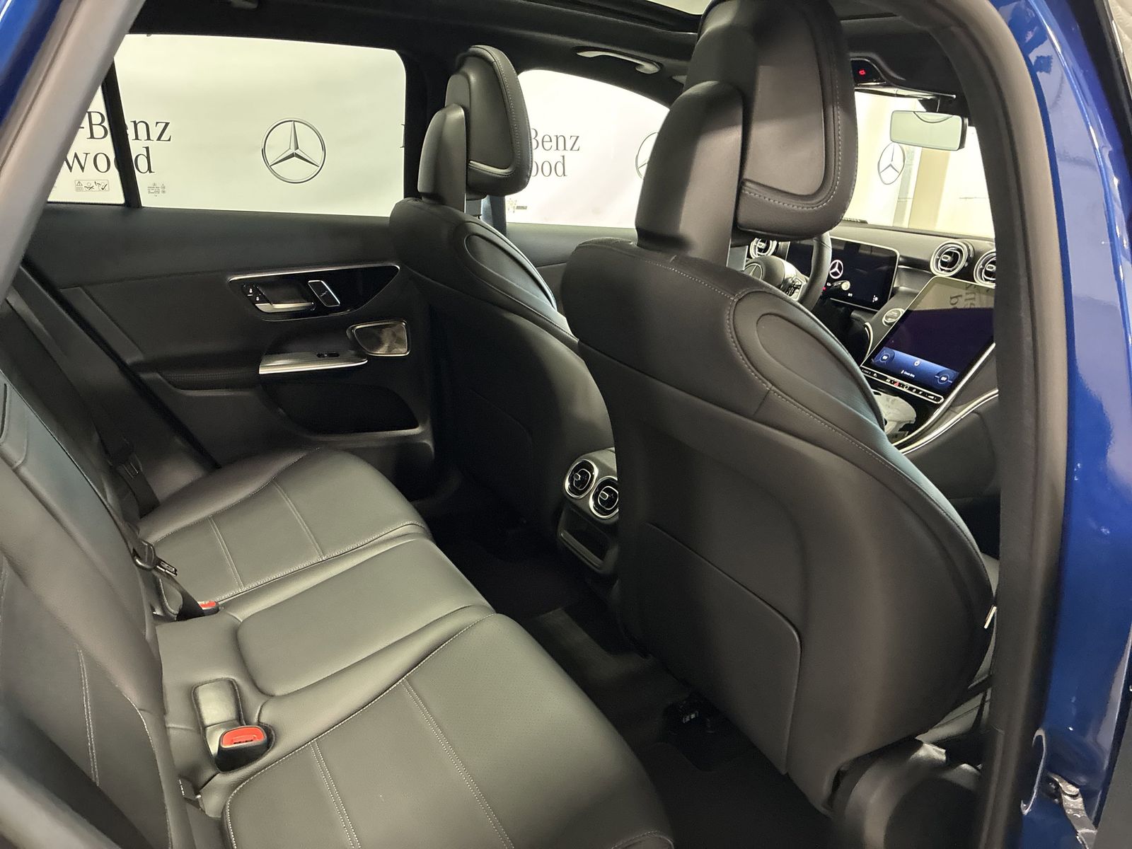 2025 Mercedes-Benz GLC Base - Photo 22