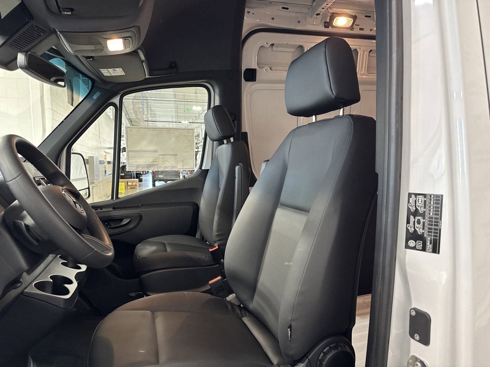 2025 Mercedes-Benz Sprinter Cargo Van Base - Photo 11