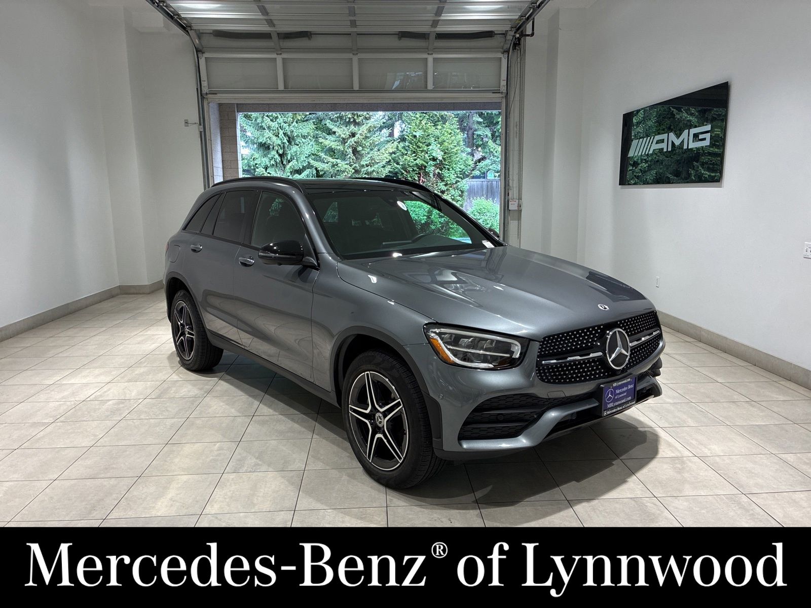 2021 Mercedes-Benz GLC GLC300 4MATIC's photo