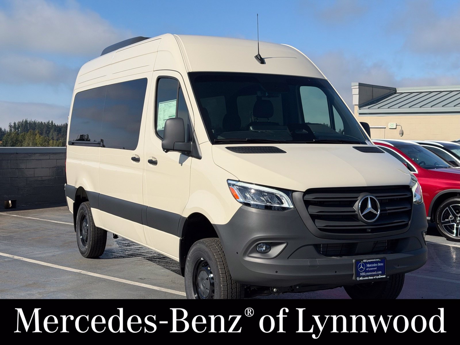New 2026 Mercedes-Benz Sprinter 2500 Passenger 144 WB AWD Minivan/Van