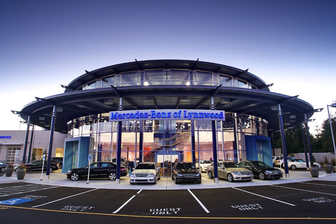 mercedes-benz-lynnwood.jpg