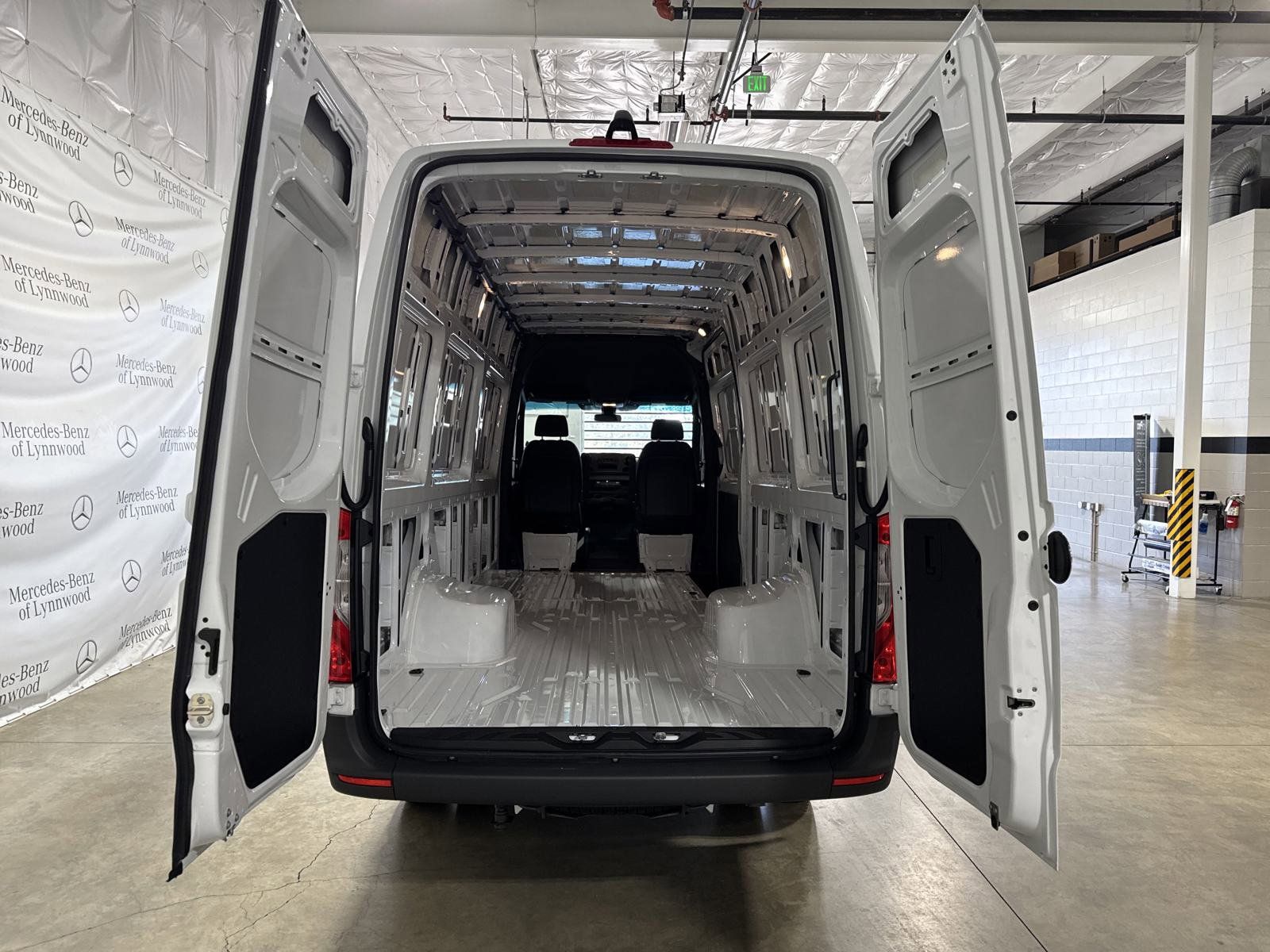 2025 Mercedes-Benz Sprinter Cargo Van Base - Photo 7