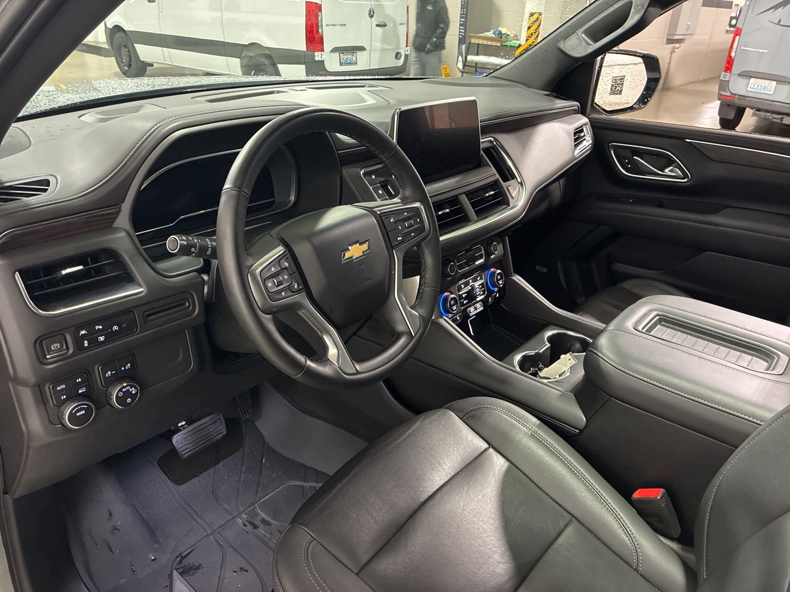 2023 Chevrolet Tahoe LT photo 3