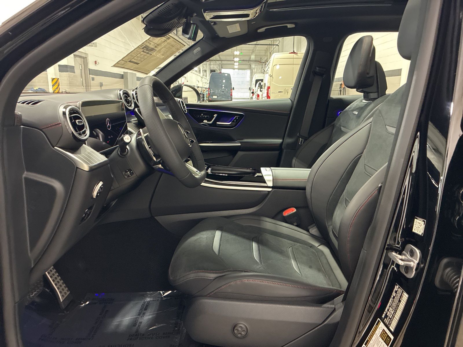 2026 Mercedes-Benz GLC AMG GLC43 - Photo 12